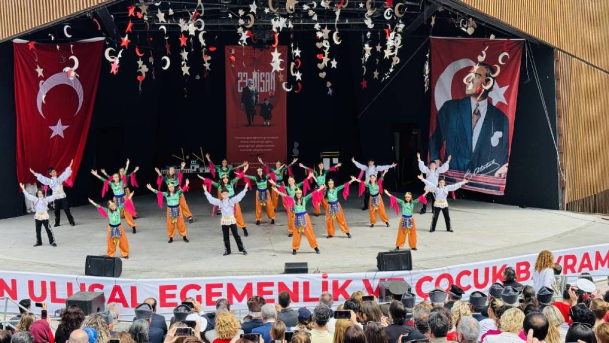 23 Nisan Ulusal Egemenlik ve Çocuk Bayramı coşkuyla kutlandı