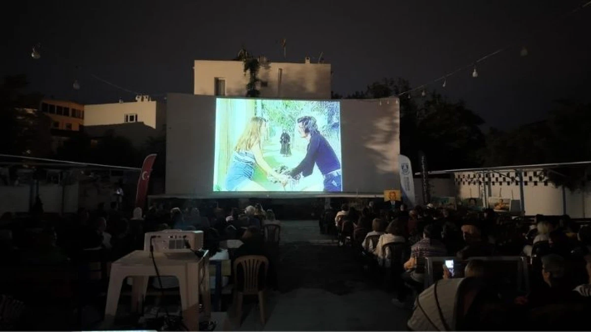 600 Bodrumlu Yeni Sinema&rsquo;da Ge&ccedil;mişe Yolculuk Yaptı