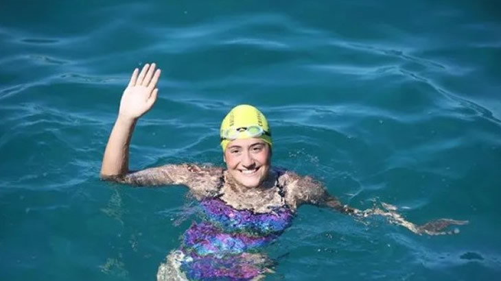 Aysu zorlu kanalı yüzerek geçecek