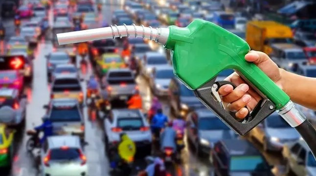 Benzine indirim geliyor! 