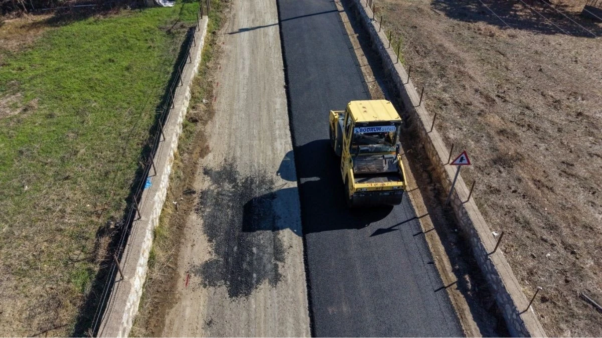 Bodrum'un Beş Mahallesinde Yol Mesaisi