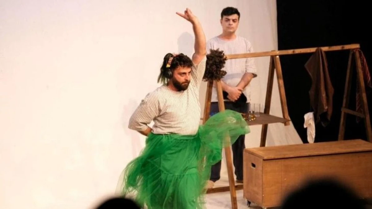 &ldquo;Cambazın Cenazesi&rdquo;ne Yoğun İlgi