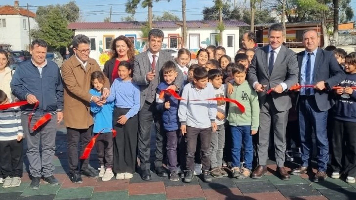 &Ccedil;amk&ouml;y İlkokulu Yeni Oyun Alanına Kavuştu