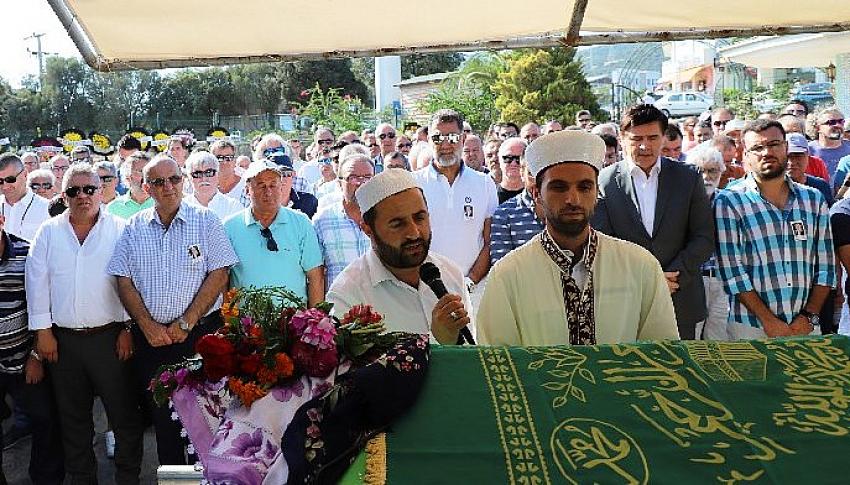 Gülizar Özyurt son yolculuğuna uğurlandı