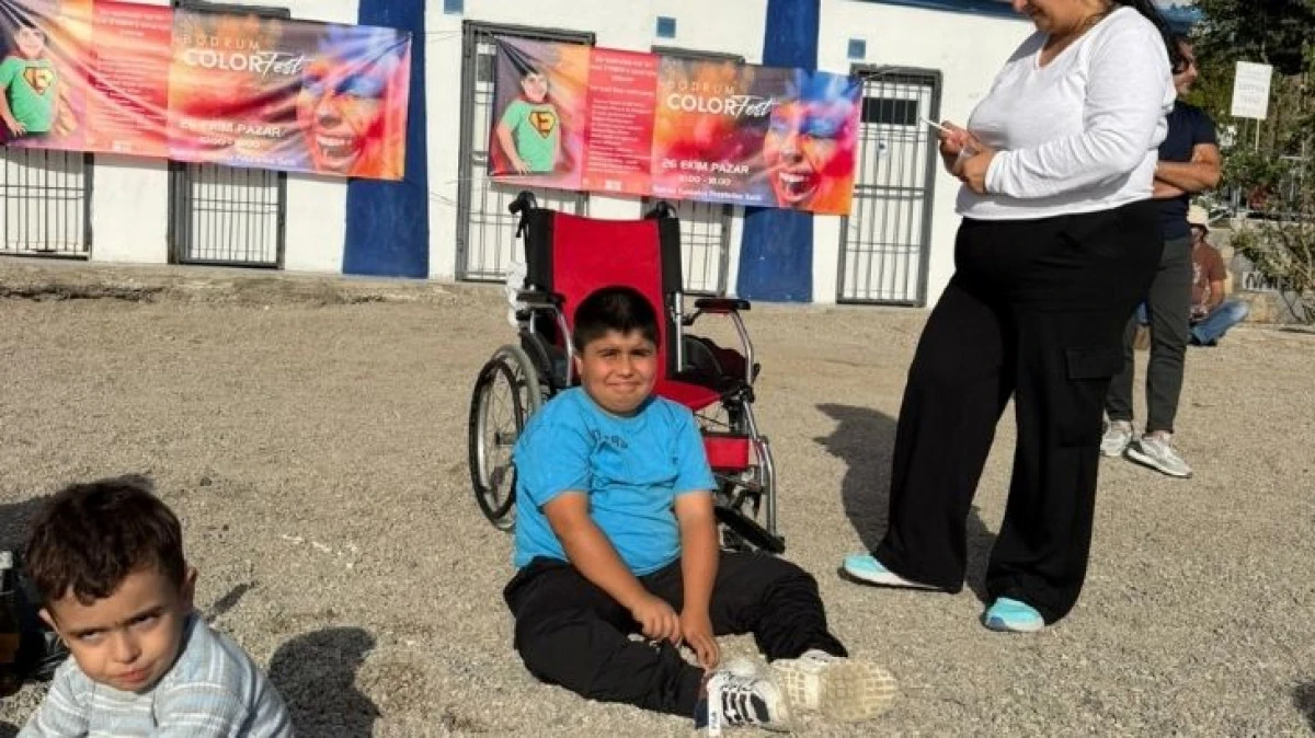 Her Bir Renk Eymen İçin Atıldı