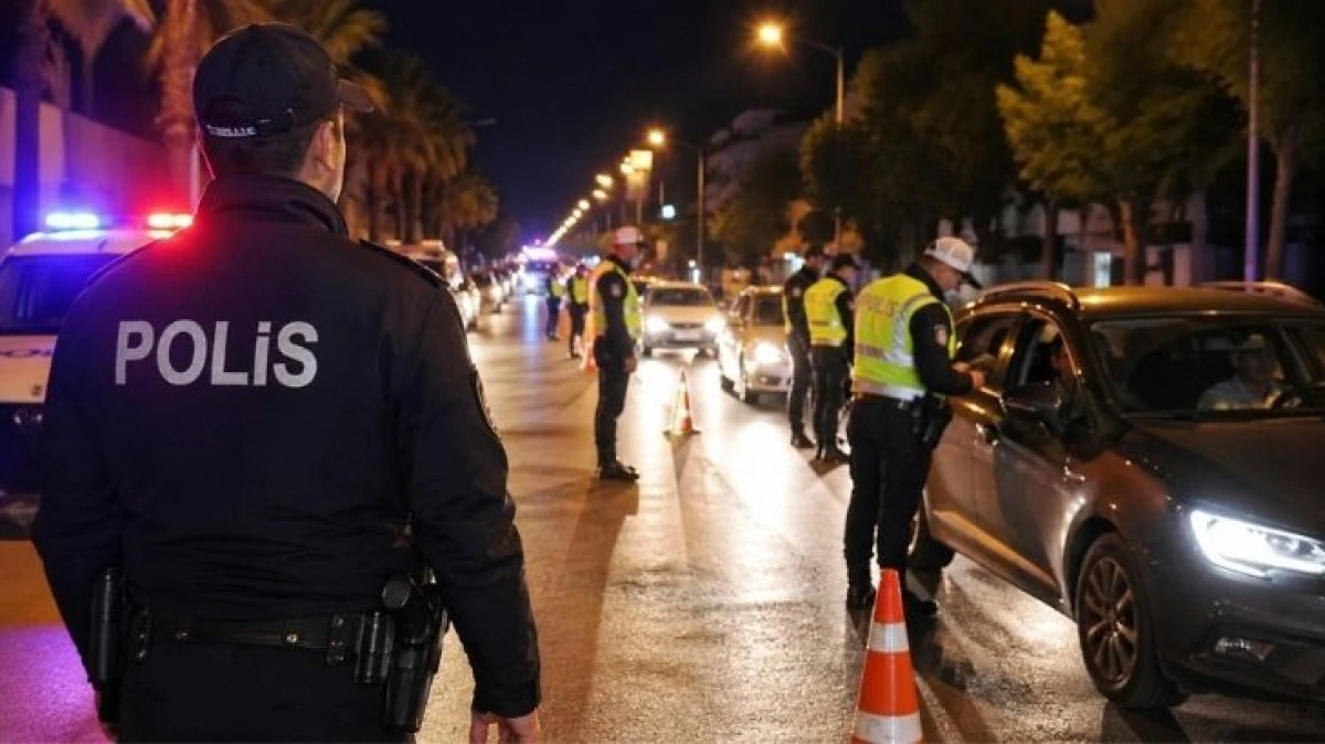 Muğla&rsquo;da Geniş &Ccedil;aplı Asayiş Uygulaması! Y&uuml;zlerce Polis Sahadaydı