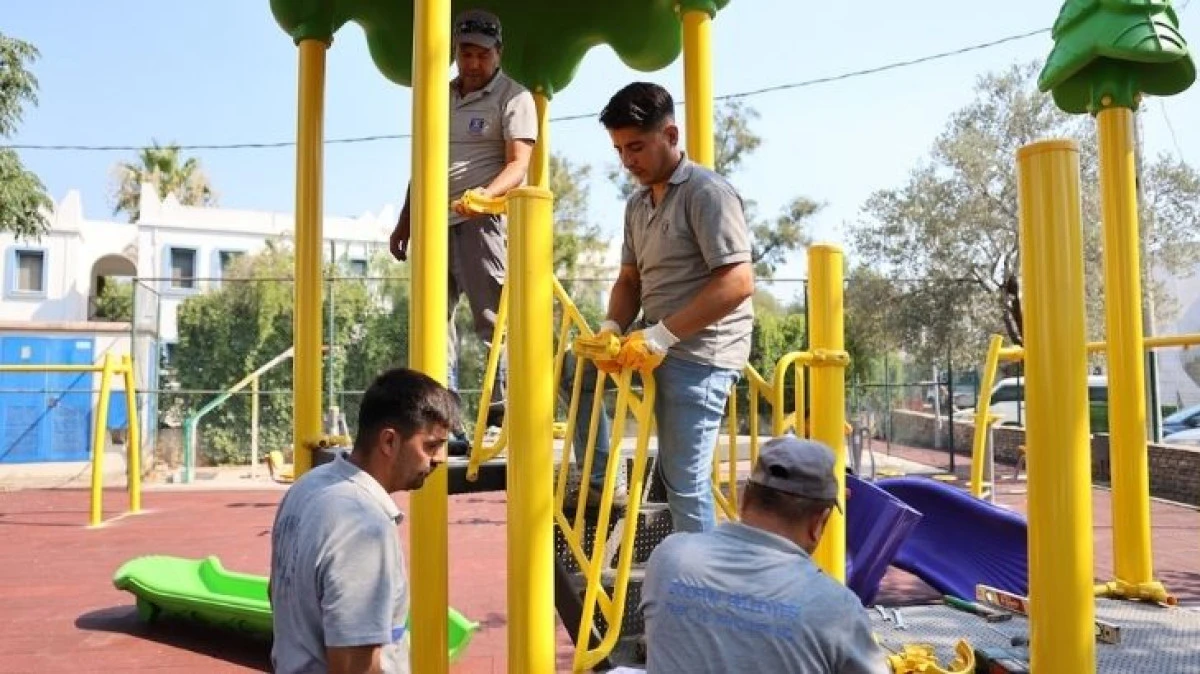 &Uuml;&ccedil;kuyular Parkı Yenilendi